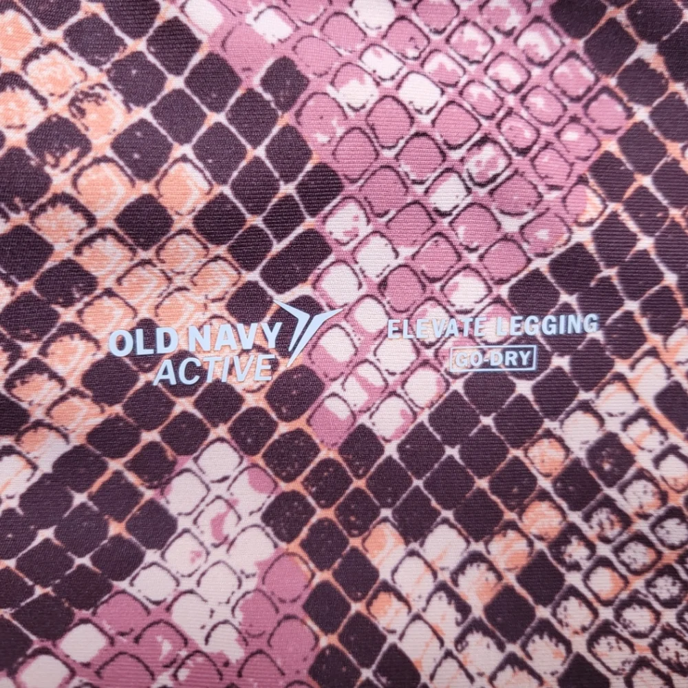 Old Navy - Active Wear Leggings - Snake Skin Print - Picture 3 of 6